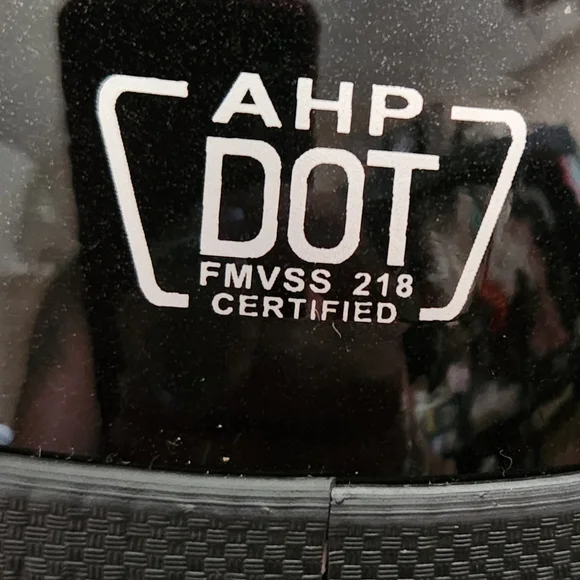 Black Motorcycle Helmet with DOT Symbol - Picture 3 of 4